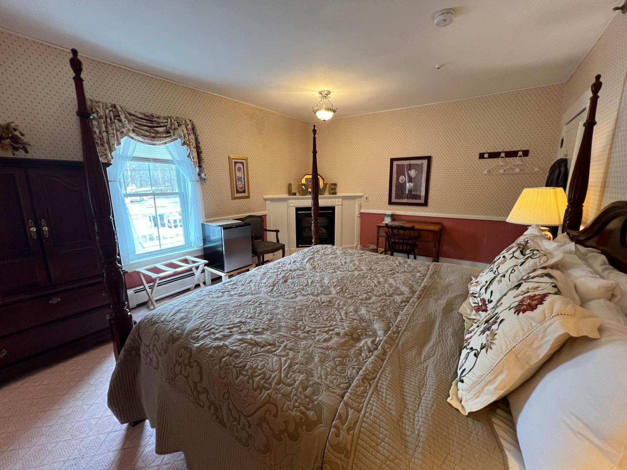Echo Lake Inn (Adults Only) Plymouth Экстерьер фото