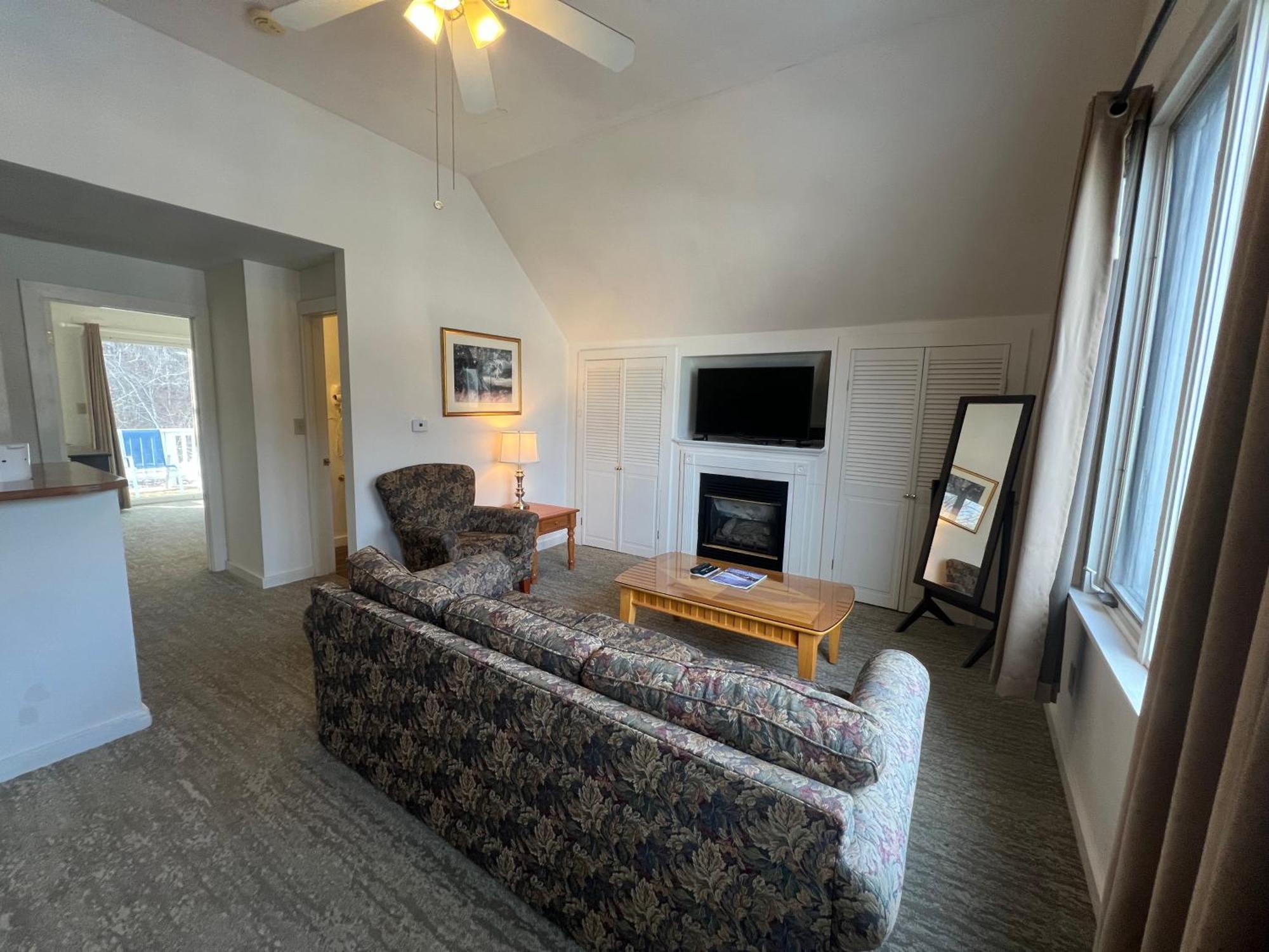 Echo Lake Inn (Adults Only) Plymouth Экстерьер фото